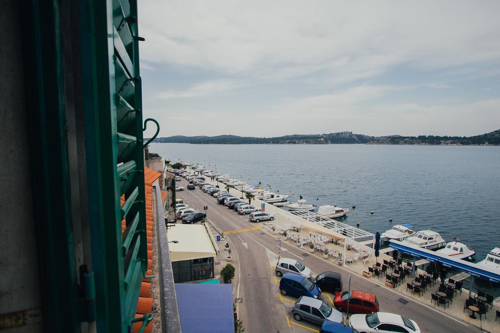 Apartments And Rooms Ille Šibenik Стая снимка