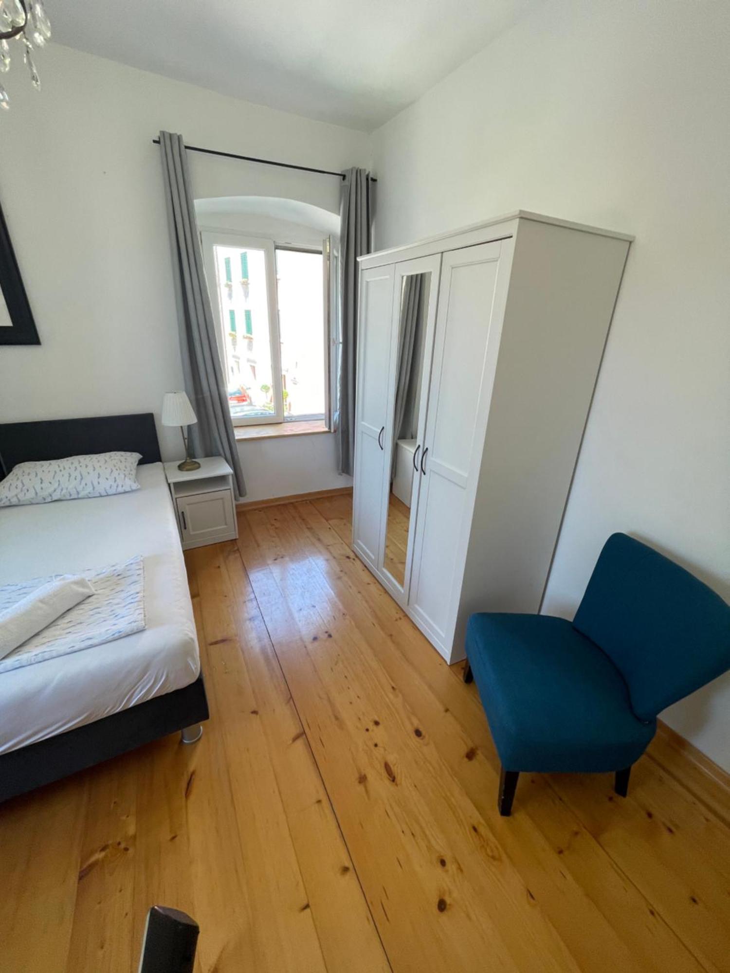 Apartments And Rooms Ille Šibenik Екстериор снимка