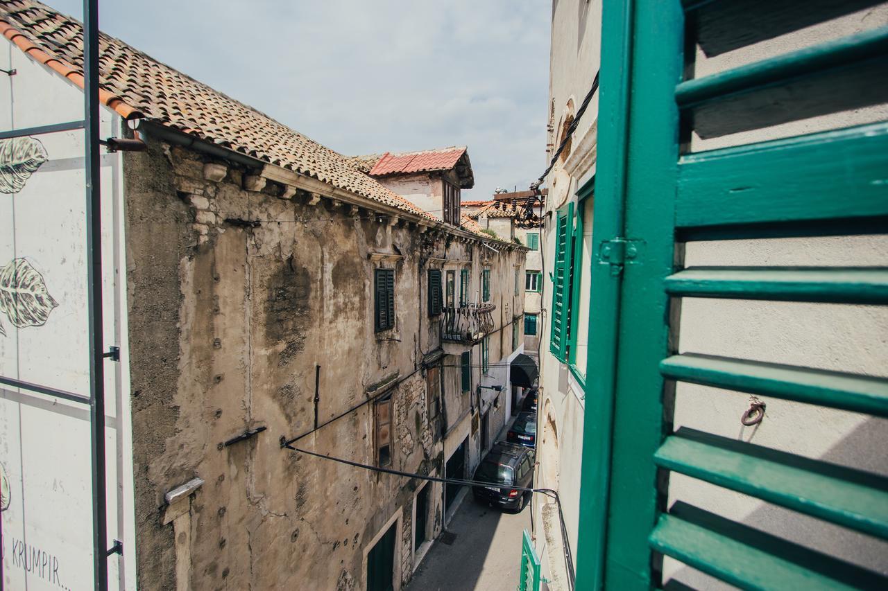 Apartments And Rooms Ille Šibenik Екстериор снимка