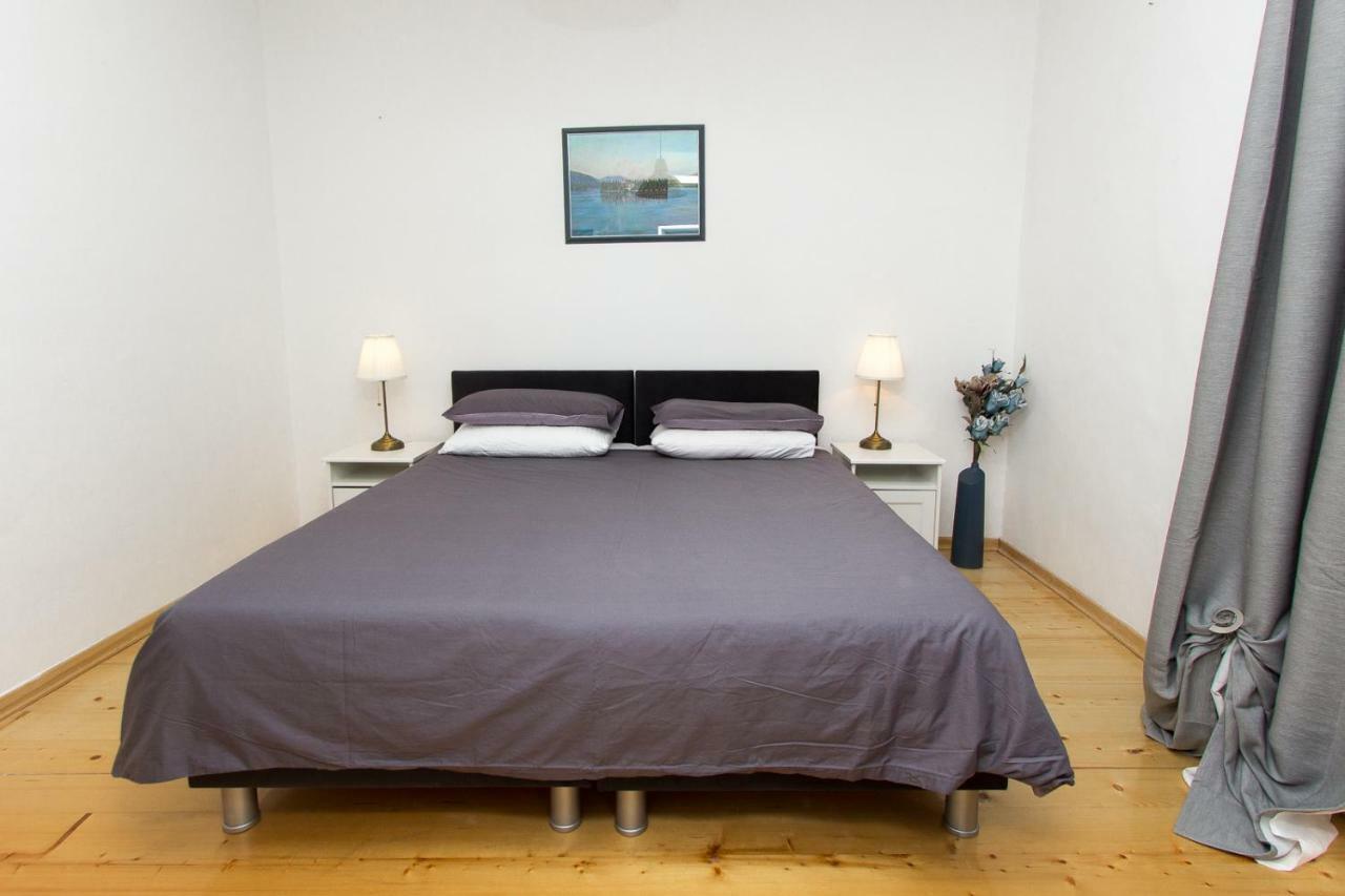 Apartments And Rooms Ille Šibenik Екстериор снимка
