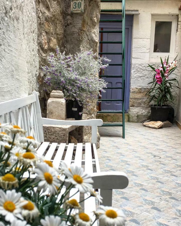 Apartments And Rooms Ille Šibenik Екстериор снимка